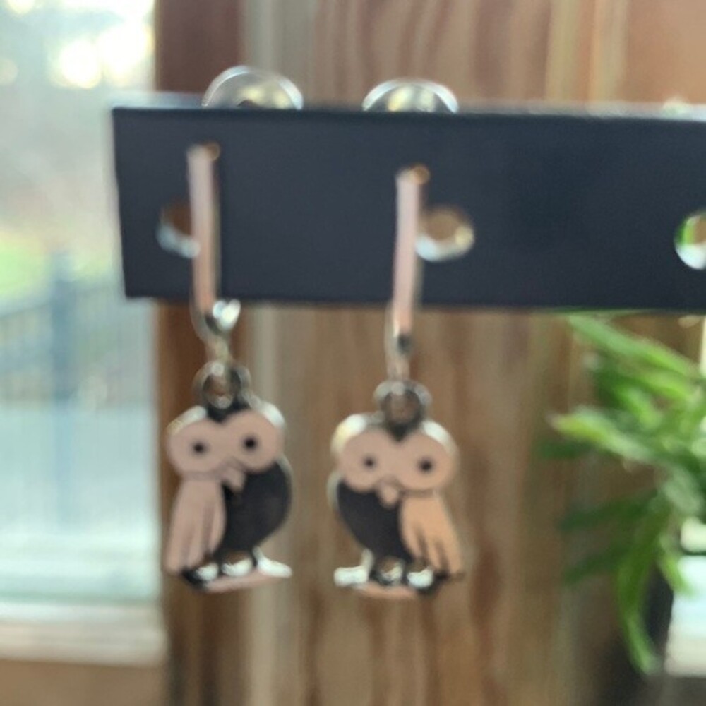 H.C. Owl screw back earrings
